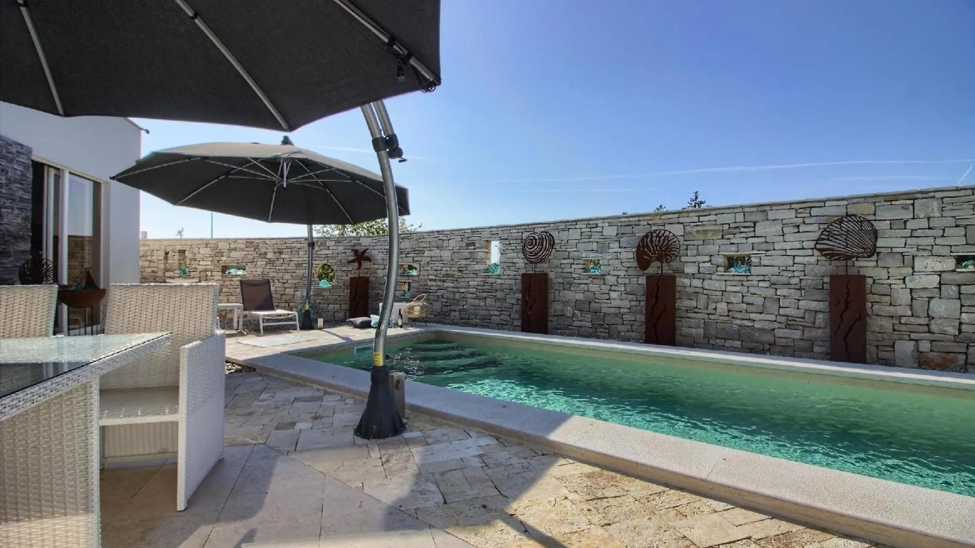 Ferienhaus Mit Privatpool Fuer 6 Personen Ca 130 Qm In Kanfanar, Istrien Binnenland Von Istrien Kroatien
